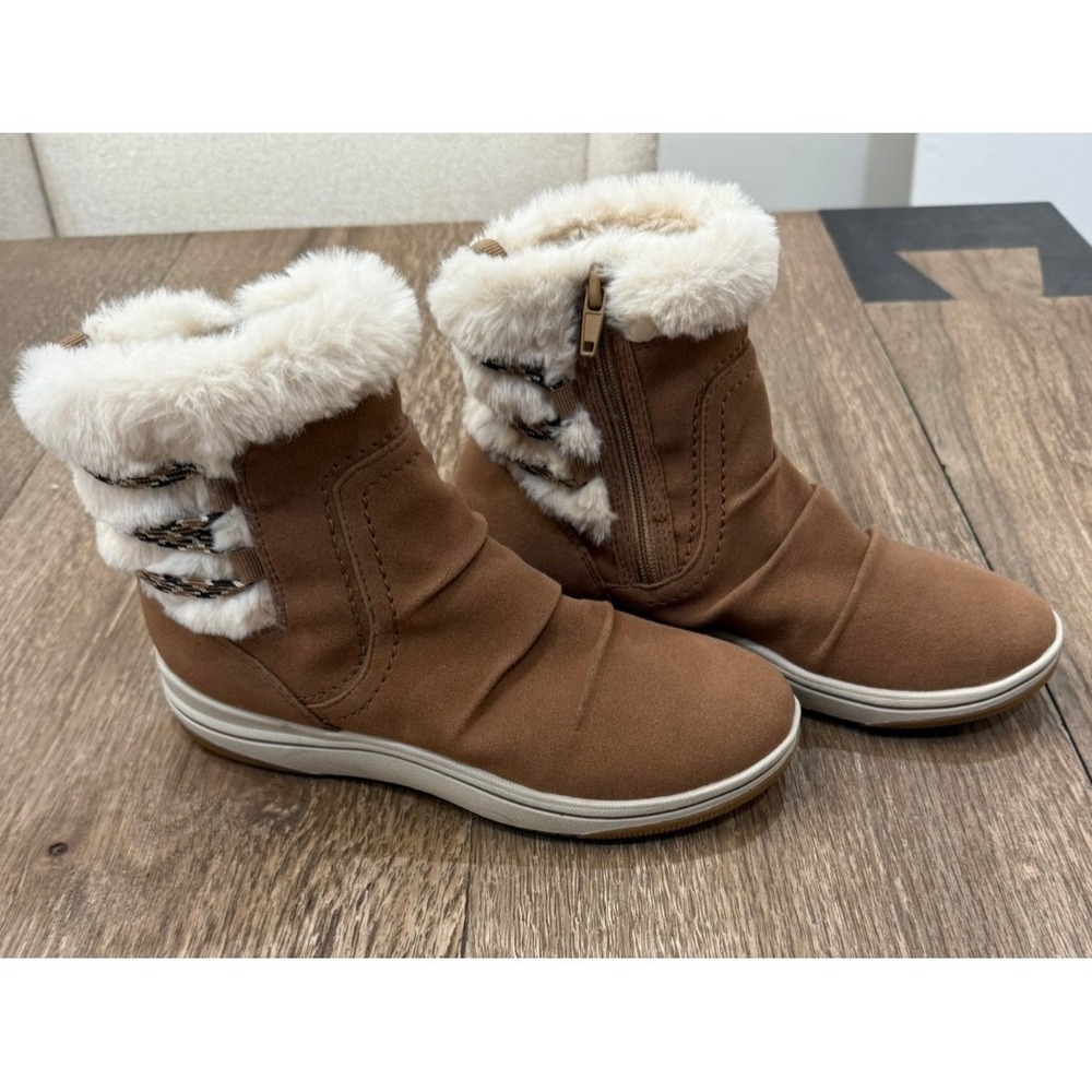 Clark's Cloudstepper Breeze Cozy Suede Faux Fur Trim Ankle Boots Size 5